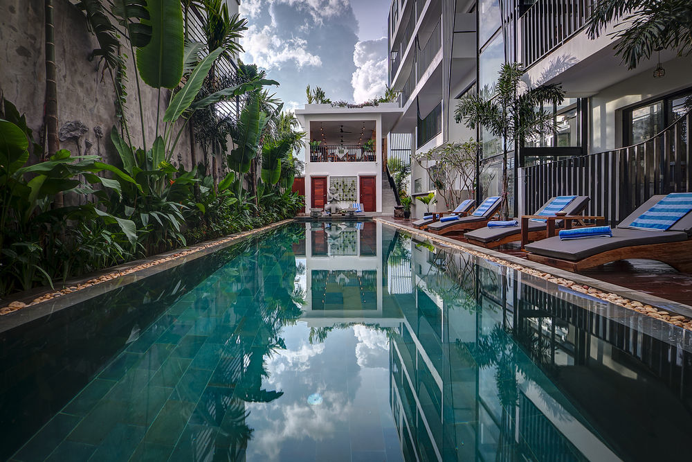 The Thirdfold Residence Ciudad de Siem Riep Exterior foto The hotel's pool
